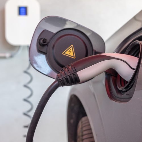 voiture charge borne electrique
